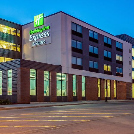 Holiday Inn Express & Suites Platteville By Ihg Bagian luar foto