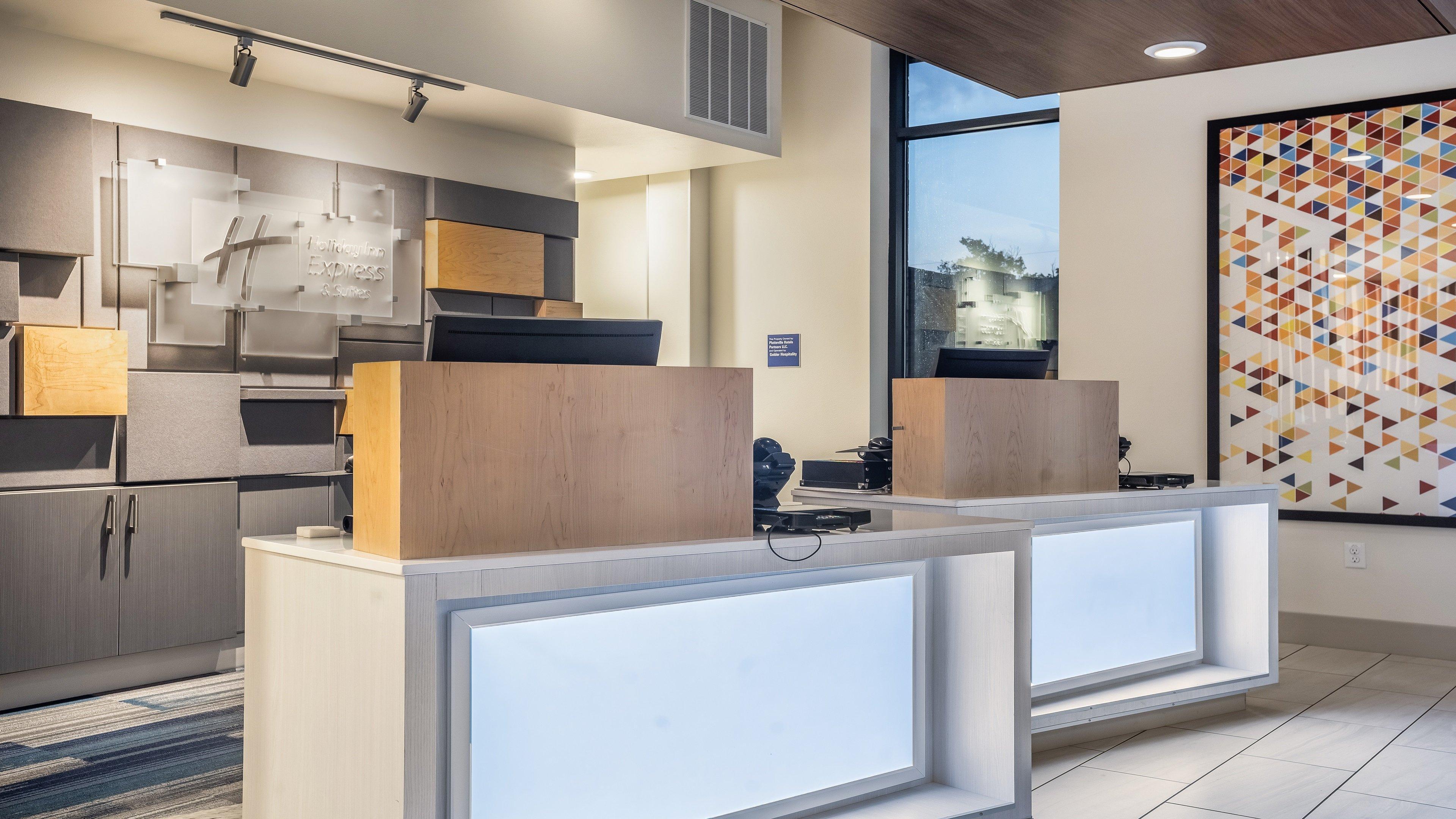Holiday Inn Express & Suites Platteville By Ihg Bagian luar foto